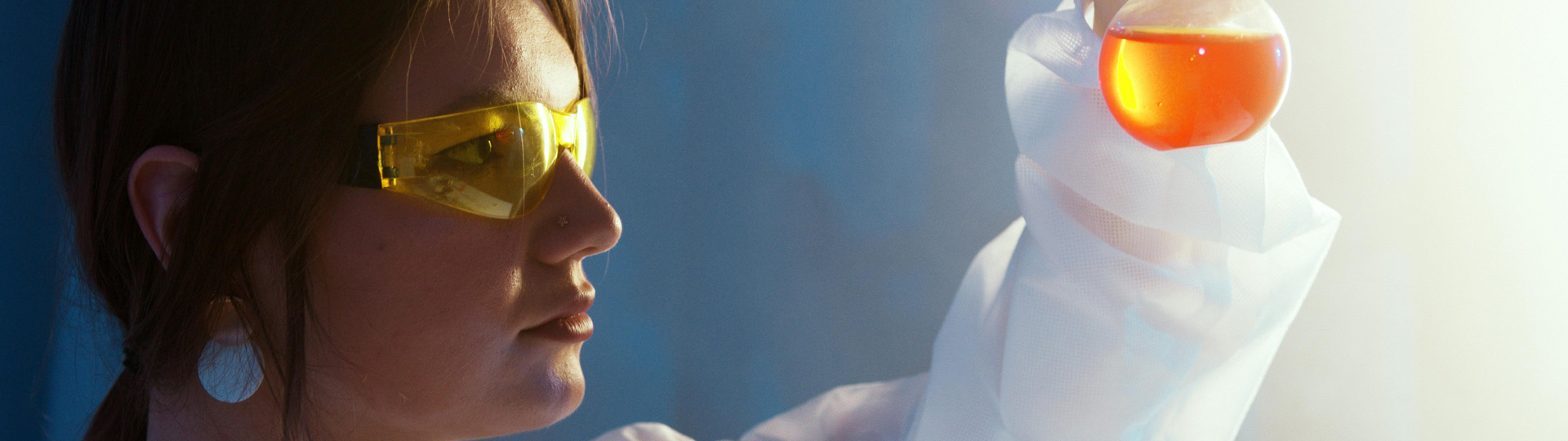 日韩人妻无码精品-专区